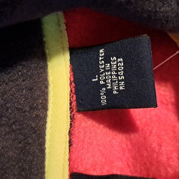 Gap boys Large fleece 1/4 zip up red and blue, medium weight fleece, New - Picture 4 of 5